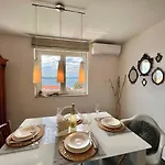 Appartement In 44153 Crikvenica