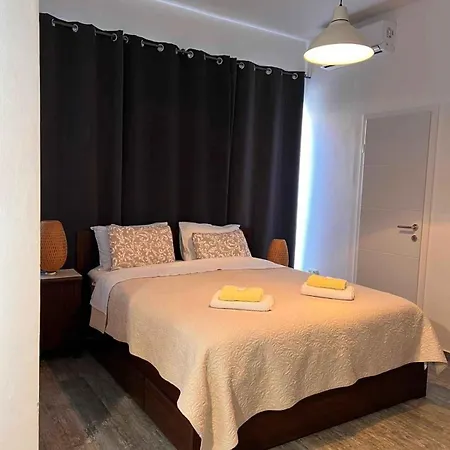 In 44153 Apartment