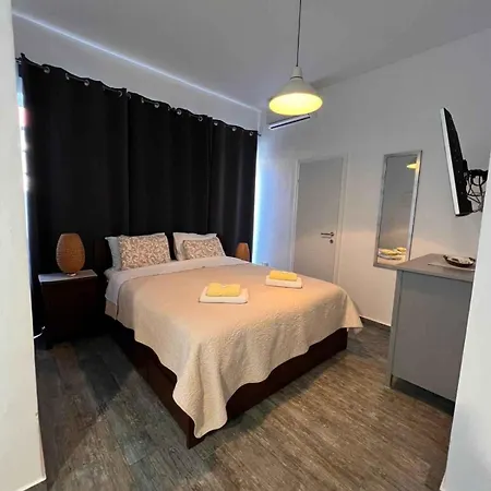 In 44153 Apartment