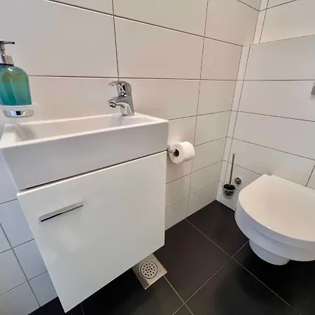 In 44153 * تْسْغيكفانِتْسا