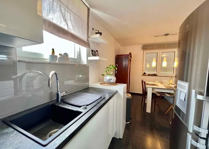 In 44153 Διαμέρισμα Crikvenica